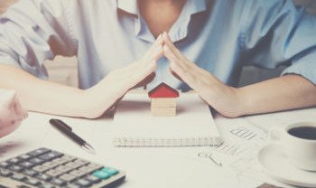 Confira as diferenças entre financiar ou comprar direto com a loteadora